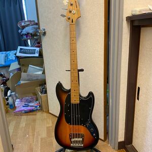 squier by fender エレキベース　vintage modified mustang bass ムスタング　ヴィンテージモディファイ　インドネシア　ショートスケール