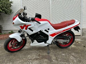 ホンダ/VT250F（MC15）4ストロークエンジン ETC付 キャブレター ダブルディスクブレーキ ホワイト＆レッド 250cc 千葉県柏市発