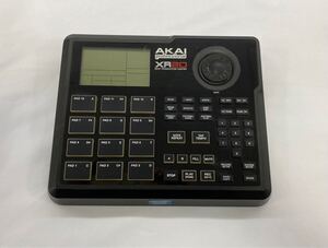 【中古品】1000円スタート！ 即決あり リズムマシン AKAI Professional アカイ BEAT PRODUCTION CENTER XR20 ※動作確認済、ACアダプター付