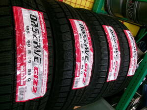 送料込み￥30,000 GIZ2 185/60R15 84 Q 4本セット TOYO OBSERVE GARIT GIZ2 