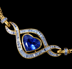 99304【Heart】美しい大粒ブルーサファイア 天然絶品ダイヤモンド 最高級18金無垢セレブリティネックレス ITALY製