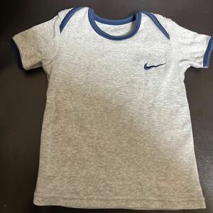 美品　ベビー　Nike Tシャツ　70 半袖Tシャツ