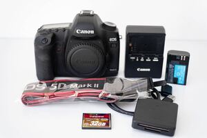 CANON EOS 5D Mark II ボディ　実動品