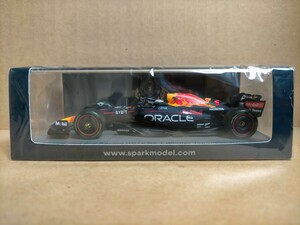 SPARK 1/43 オラクル レッドブル ホンダ F1 RB18 M.フェルスタッペン No.33 2022 日本GP ウィナー ワールドチャンピオン