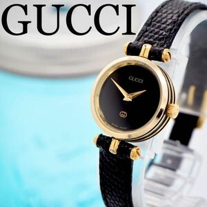 29 GUCCI グッチ時計　サイドライン　レディース腕時計　ブラックライン