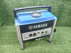 【佐川 140サイズ】中古品 YAMAHA ヤマハ エンジン発電機 50HZ 定格出力 0.7kVA 東日本地域専用 EF900FW