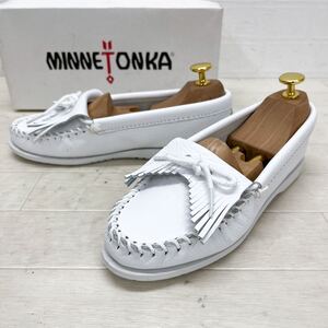 和540★ 美品 MINNETONKA ミネトンカ モカシン スリッポン レザー シューズ 6 ホワイト レディース