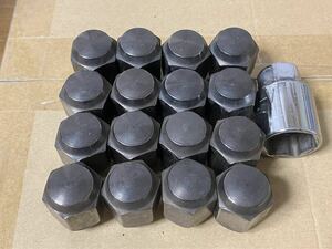 袋ナット P1.5 16個 (4穴用) テーパー形状 黒 ソケット付 全長30mm 21HEX