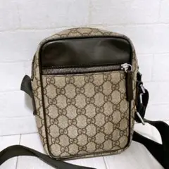 《超美品》GUCCI(グッチ)ショルダーバッグ