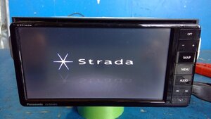 (S)　Panasonic パナソニック Strada ストラーダ CN-RE04WD 2017年地図データ 動作確認済 CD DVD Bluetooth FM AM フルセグ 音の匠