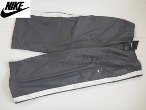 新品 NIKE　ナイキ★グレー×白　裏地メッシュ　パンツ　Mですが、大きいのでL～LL相当