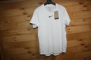 未使用ナイキNIKE　L　白　 テニスウェア メンズ コート DF アドバンテージ 半袖Tシャツ DD8318　送料無料即決