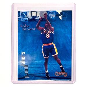 希少1997 skybox thunder kobe bryant super rave /25 Near mint condition