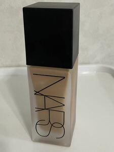 ナーズ　NARS オールデイ　ルミナスティック　ウェイトレス　ファンデーション　30ml MEDIUM 1.5 ⑤ 定価6710円 未使用　定形外は350円