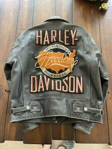 Harley-Davidson ハーレーダビッドソン レザージャケット サイズL(日本サイズでLL位) シングルライダース 重厚革 程度良好