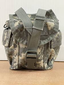 RM9466 MOLLE II SPECIALTY DEFENSE キャンティーンポーチ ミリタリー？米軍 用品？ 現状品 0930