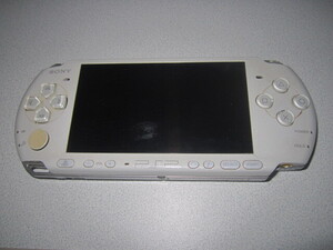 PSP 即決　「PSP本体 PSP-3000PW パール・ホワイト」　本体のみ