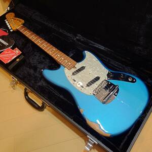 FENDER Vintera 60s MUSTANG LPB 中古