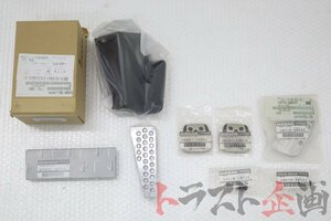 2101177354 未使用品 純正 アルミペダル フットレスト セット スカイライン GT-R BNR34 前期 トラスト企画 送料無料 U