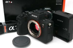 美品｜ソニー α7R IV ILCE-7RM4 ボディ CA01-M2611-2P4