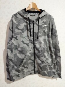 NIKE　ナイキ　トップス　パーカー　ジャケット長袖　トップス