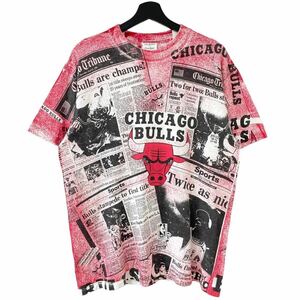 ■激レア■90s CHCAGO BULLS オーバープリント 新聞 総柄 Tシャツ L XL シカゴ ブルズ JORDAN ジョーダン NBA USA製 ビンテージ