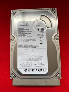 動作保証　Seagate ST3250310CS 9FG132-141 250GB Sata 3.5" ハードドライブ　(AA56)