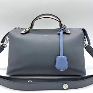 2469【美品】FENDI フェンディ ハンドバッグ ショルダーバッグ 2way 斜め掛け バイザウェイ チャーム ロゴ FF シルバー金具 レザー 本革