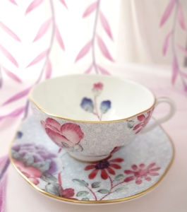 英国◆廃版 WEDGWOOD カップ＆ソーサー ハーレクイン カッコー ブルー ウェッジウッド 花 陶器 コーヒー ティーカップ 兼用 新品