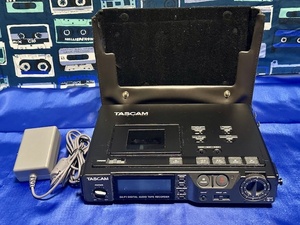 TASCAM プロ用ポータブルDATの名機　DA-P1 本体＋電源アダプター おまけ:純正保護カバー（蓋なし）、取扱説明書,Service Manual EX44