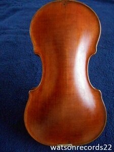 “non sign” Reparer par “R.NOBITSCHEK LUTHIER D