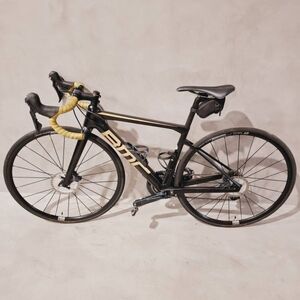 24品/A947667-3/72/KH100000/自転車 BMC ビーエムシー SLR ロードバイク 700×25C