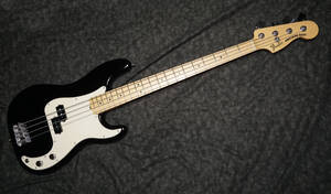 ■　美品！　■　Fender USA　フェンダー　American Special　アメリカンスペシャル　PRECISION BASS　プレシジョンベース　【 ケース付 】