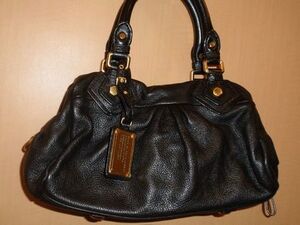 MARC BY MARC JACOBS ★ 2WAY レザーショルダーバッグ クラシックQベイビーグルービー BLACK ★ マークバイマークジェイコブス 美品