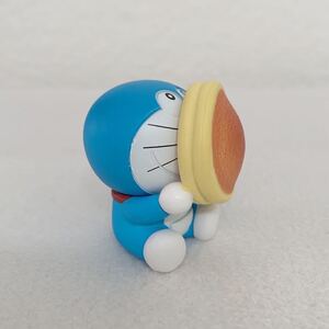 ＜美品＞ドラえもん?(どら焼き) 「ドラえもん Hide＆Seek かくれんぼフィギュア」★大きさ約4.5cm〈K6