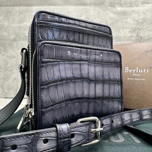 1円■未使用級■ Berluti ベルルッティ メンズ アリゲーター クロコダイル カリグラフィー ショルダーバッグ サコッシュ 20AW 斜めかけ