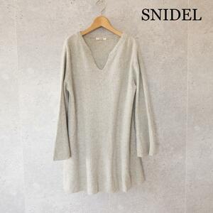 美品 SNIDEL スナイデル サイズF フリーサイズ グレー 灰色 アンゴラ混 Vネック ニット ワイドスリーブ ワンピース チュニック セーター