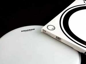 Aquarian TC14 Texture coated 14" 心地良いタイト感と抜け。フルパワーショットでも十分に対応する硬質感のヘッドです。特価！