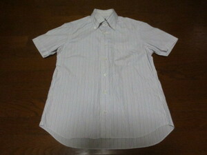 ＴＯＭＯＲＲＯＷＬＡＮＤ　トゥモローランド　半袖　コットンストライプ柄　ボタンダウンシャツ　Ｍ　白系など　日本製