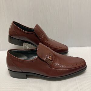 ●お買い得！紳士　革底　marelli　4232　ブラウン　25.0㎝　幅EEE　マッケイ製法、靴底はVibramで半貼りで補強　ステッチがおしゃれ