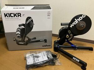 Wahoo KIKCR V4 スマートトレーナー スプロケット付き