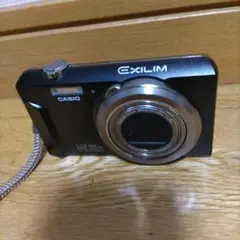 CASIO　EXILIM　デジタルカメラ　EX−ZS100　バッテリー付　動作品