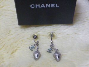 ☆送料無料☆CHANEL　シャネル　どんぐり＆COCOマークチャーム　ピアス(USED)