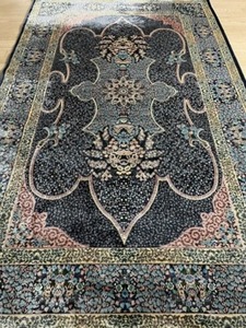 百貨店展示品　Negin Mashhad Helel工房　シルク100％ 最高峰225万ノット　イラン産　手織り 高級ペルシャ絨毯 150×238cm #9