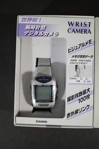 未使用 カシオ リストカメラ　CASIO　WQV-1-8JR　腕時計型