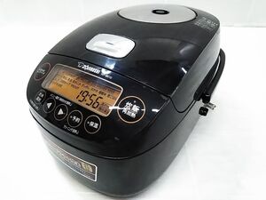 ★動作品 象印 ZOJIRUSHI 圧力IH炊飯ジャー NP-BK10 極め炊き 鉄器コートプラチナ厚釜 5.5合炊き ブラック 2021年製 0113-347E ♪@100★