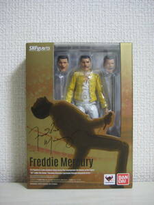 S.H.フィギュアーツ　フレディ・マーキュリー　「Live at Wembley Studium」　Queen　Freddie Mercury