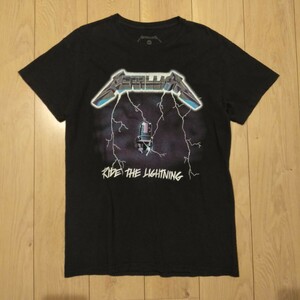 USA古着卸 Mサイズ METALLICA メタリカ ライド ザ ライトニング プリント Tシャツ 