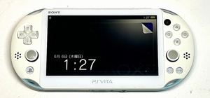 中古ゲーム機 ソニー PS VITA PCH-2000、本体のみ、部品取り・ジャンク扱い