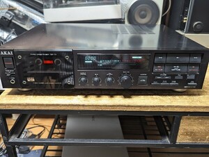 AKAI 3ヘッド カセットデッキ　GX-73 ジャンク　861